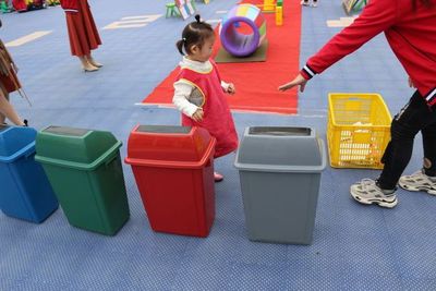 襄阳:襄州区金苹果幼儿园 开展 “垃圾分类,变废为宝”环保活动